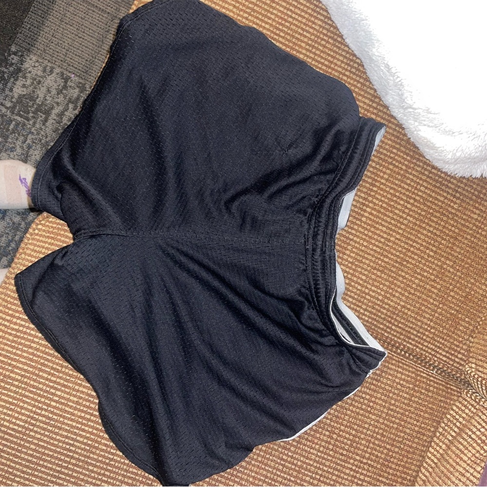 Women’s under armor shorts